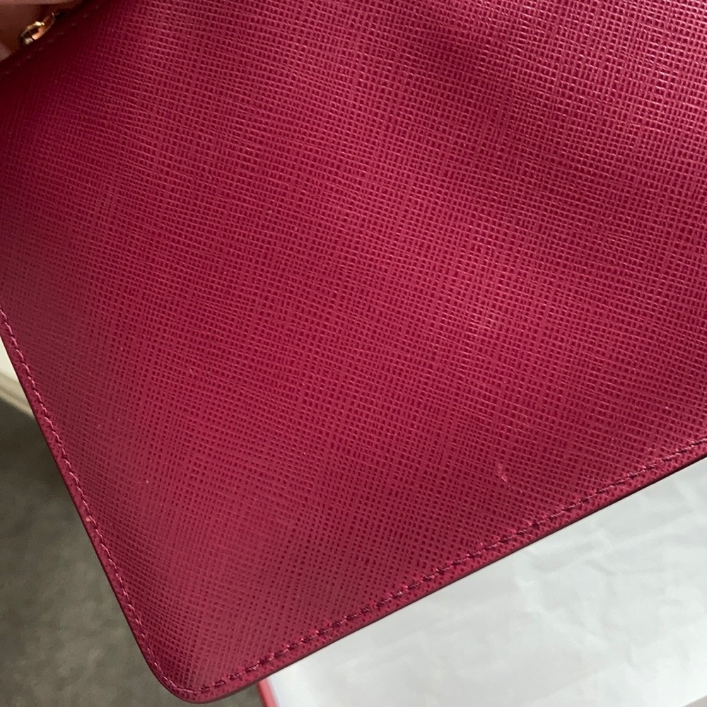 Salvatore Ferragamo berry pink wristlet - Picture 8 of 13